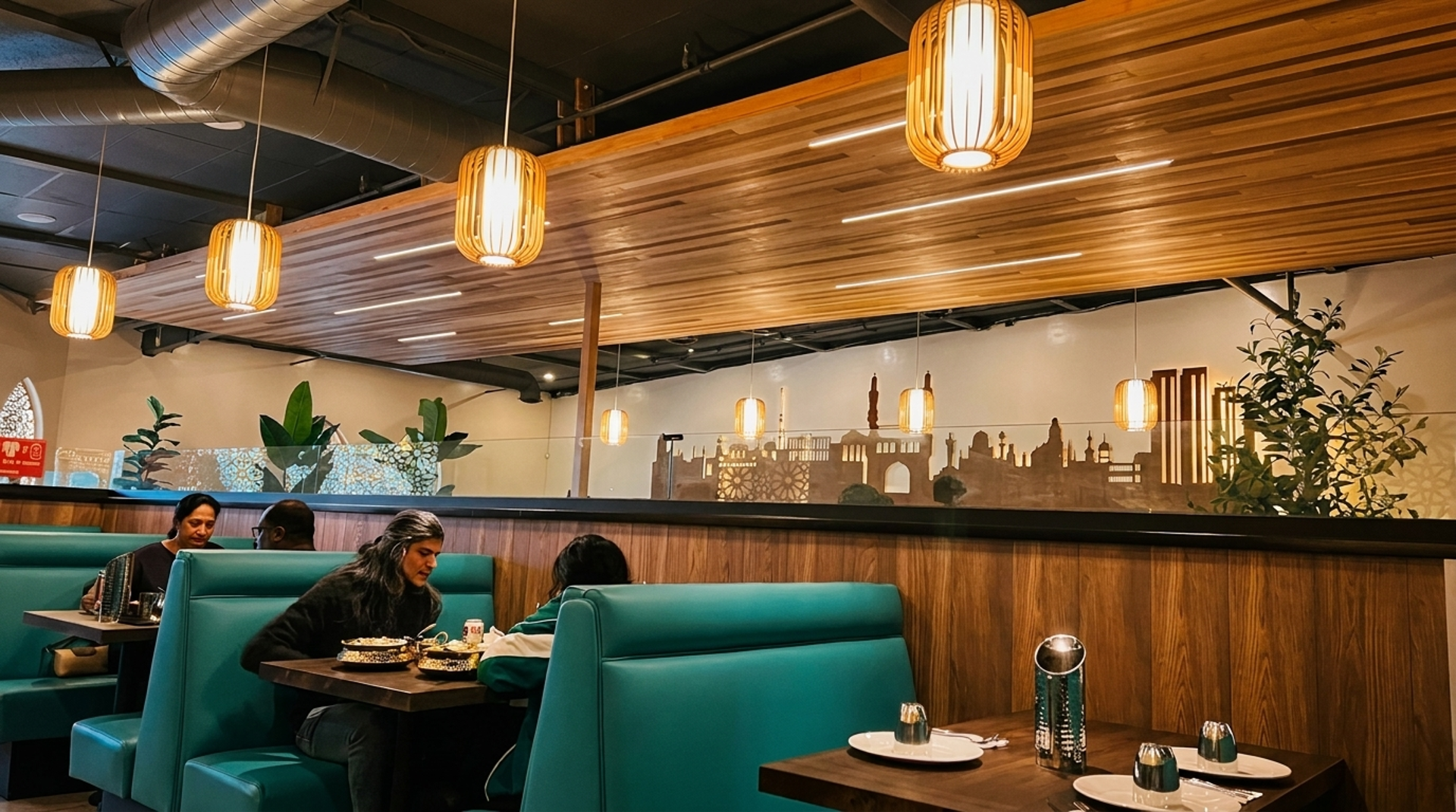A Dining Room That Welcomes All